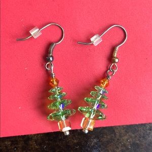 🎄 Christmas Tree earrings
